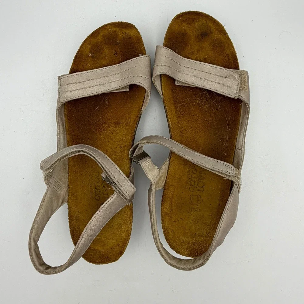 Naot Womens 40 Sandals Kayla Champagne Metallic Leather Wedge Comfort‎ Strappy